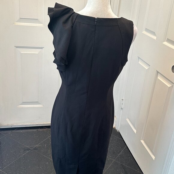 The LBD That Does It All: Calvin Klein's Iconic One-Shoulder Wonder! Size 10 - Picture 8 of 12